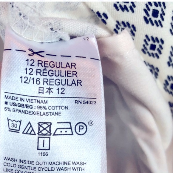 🆕 GAP Skinny White Pants with Black Diamond Print. (Cotton - Spandex) NWOT - Picture 9 of 14